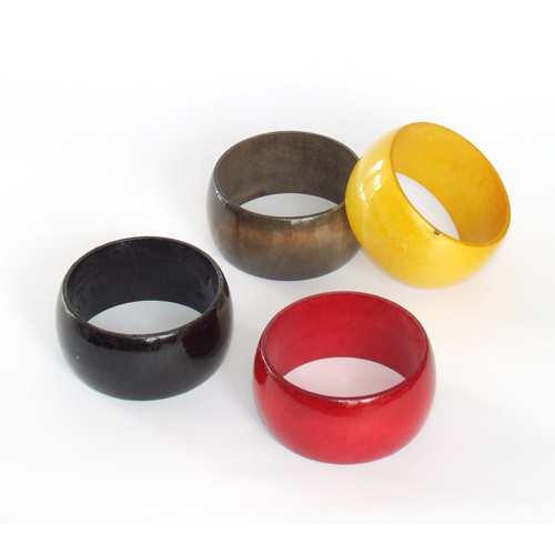 Wooden lacquered bracelets B001